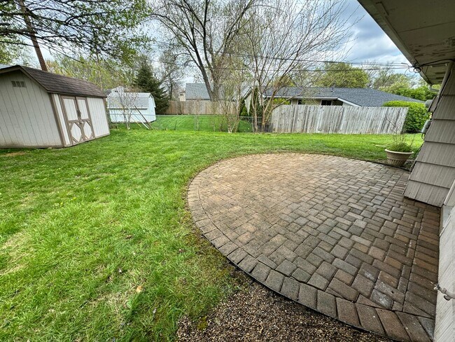 Building Photo - 3 Bedroom- Upper Arlington area