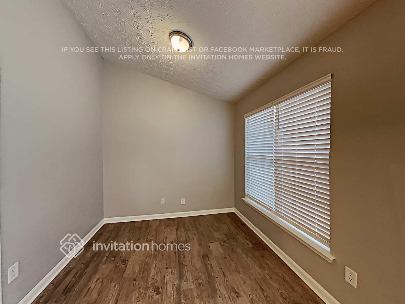 Building Photo - 40 Champions Ln