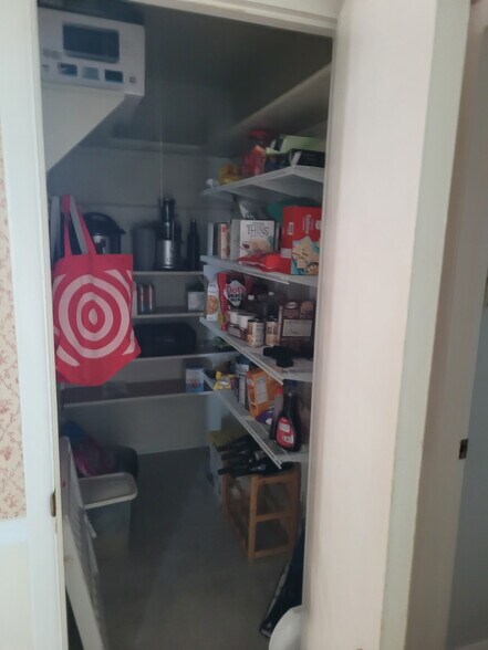 Pantry - 115 Whelen Ave