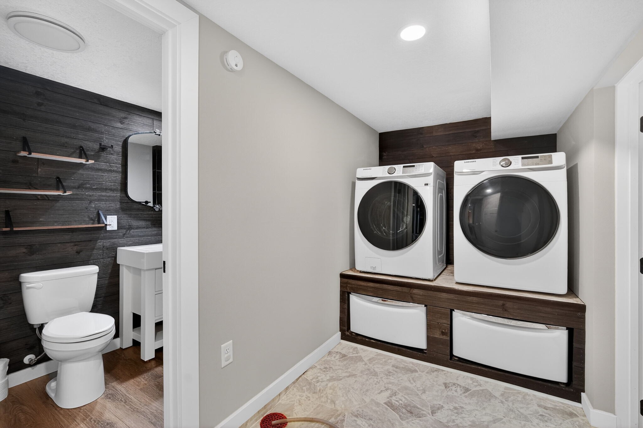 Laundry room - 135 Elm St