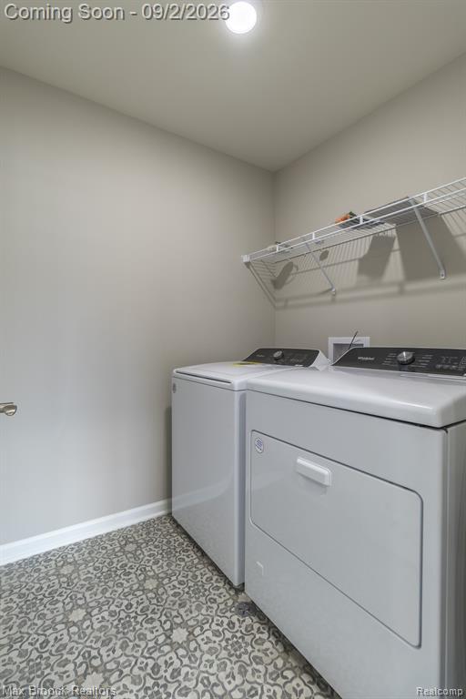 Building Photo - 4819 Glenora Dr