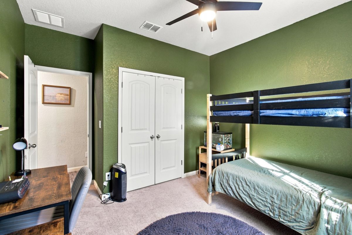 Building Photo - 2026 Oedipus Dr