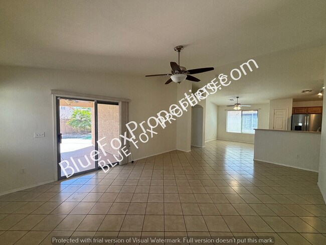 Building Photo - 7135 S Oakbank Dr