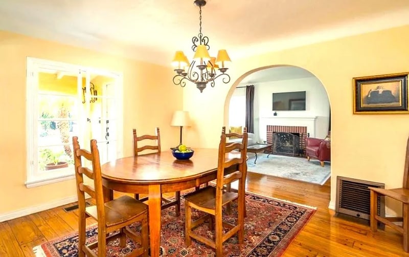 Building Photo - 609 Ivy St