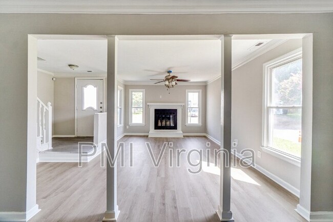 Building Photo - 1151 Hillock Crossing