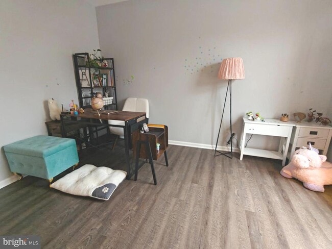 Building Photo - 38 Elkington Dr