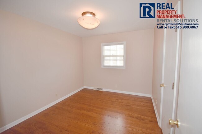 Building Photo - Charming 3bd ranch style home in Murfreesboro with large backyard!