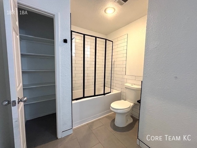 Building Photo - 320 W 7th St