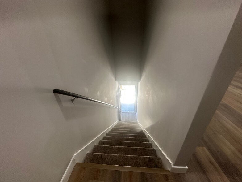 Building Photo - 2612 Boulevard Pl