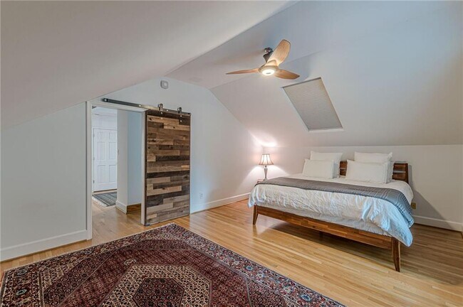 Building Photo - 1189 Reeder Cir NE