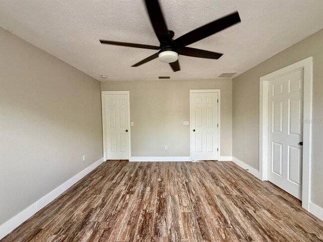 Building Photo - 2409 Hibiscus Bay Ln