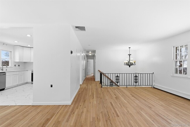 Building Photo - 1618 Morningview Dr