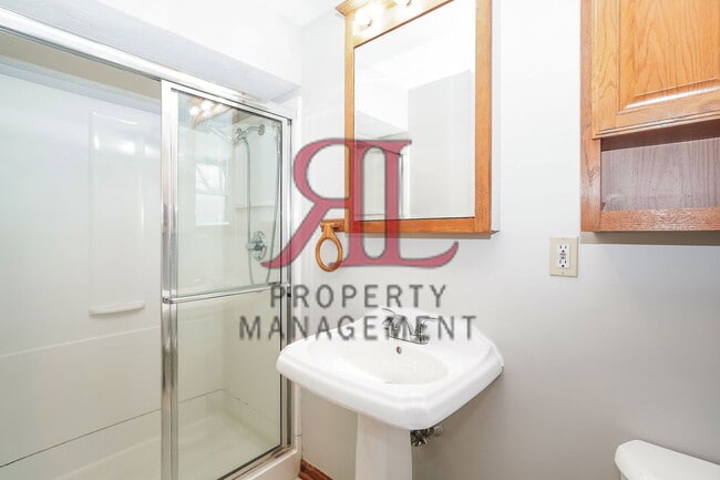 Building Photo - 4900 Haughn Rd