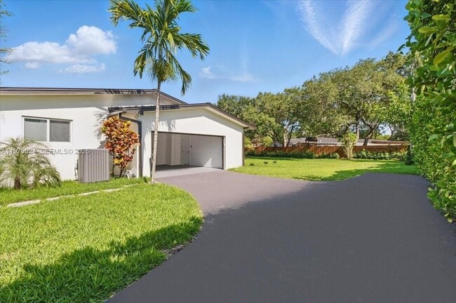 Building Photo - 7860 SW 158th Terrace