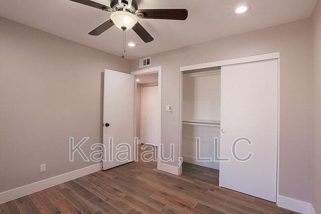 Building Photo - 1259 W Kiva Ave