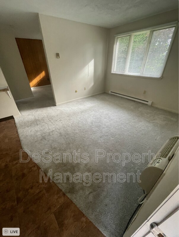 Building Photo - 8 Lunar Ln
