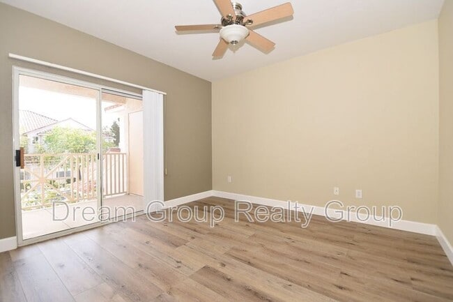 Building Photo - 8555 W Russell Rd