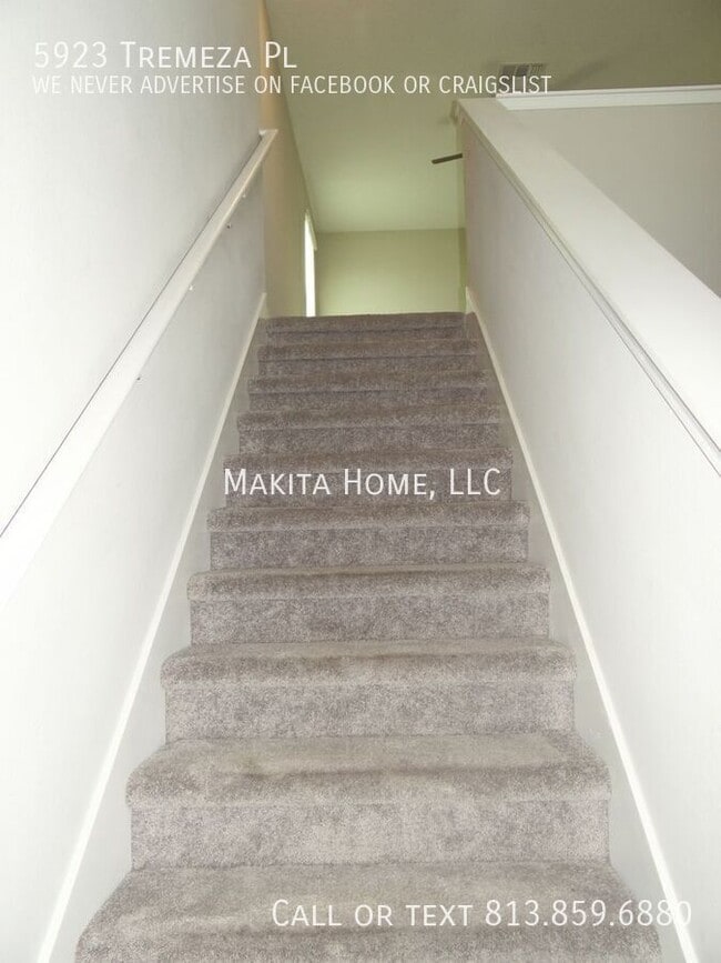 Building Photo - 5923 Tremeza Pl