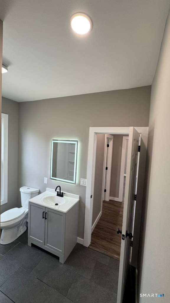 Building Photo - 149-151-151 Shelton St