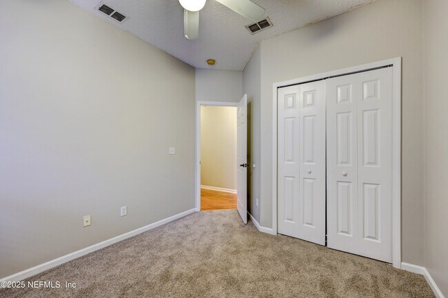 Building Photo - 3382 Chapel Ct