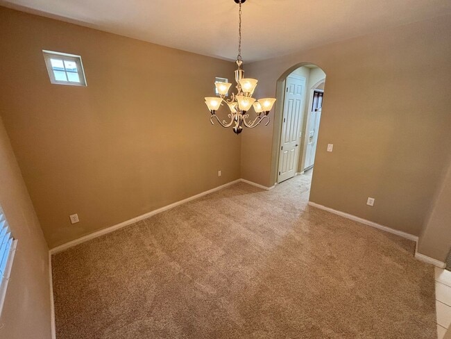 Building Photo - Elegant 3Bed/3Bath Home with Loft in the P...