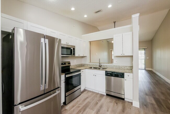 Building Photo - 2531 NW 56th Ave