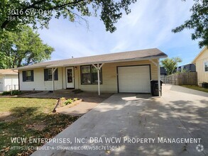 Building Photo - Beaufiful 3 bedroom rancher with attached ...