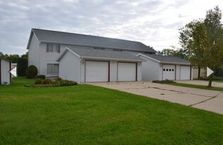 Building Photo - 205 Sunnyfield Ct