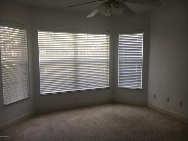 Building Photo - 3577 Hoofprint Dr