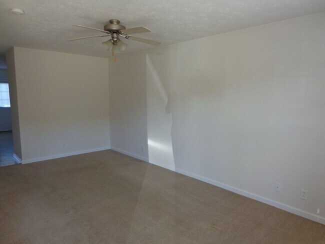 Building Photo - 1202 ASHRIDGE DRIVE