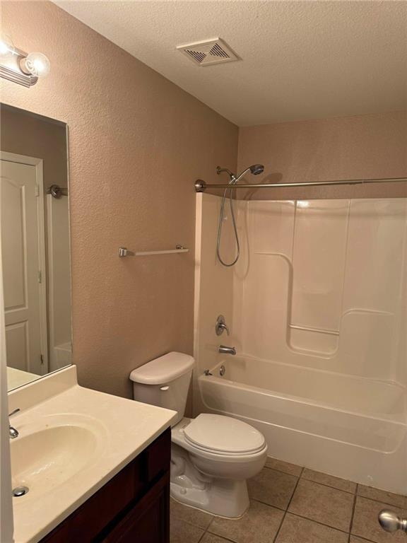 Building Photo - 1007 Raspberry St