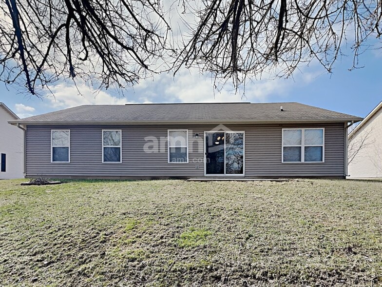 Building Photo - 7276 Burlat Ln