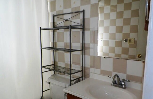 Building Photo - 9932 Agena Ln