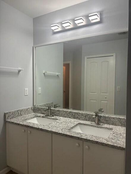 Building Photo - 2813 75th St W