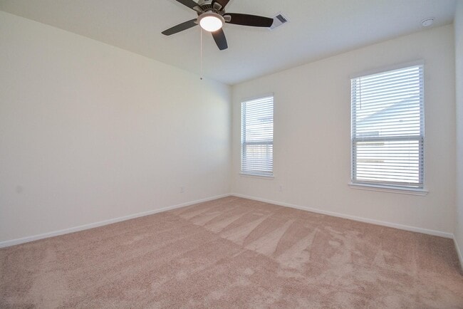 Building Photo - 17327 Rock Willow Ln