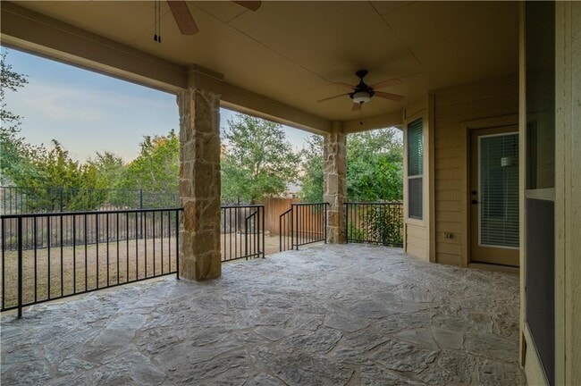 Building Photo - 307 Elderberry Rd