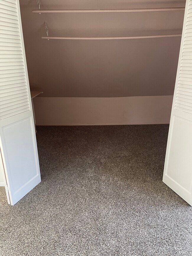 Building Photo - 204 Point Pleasant Rd