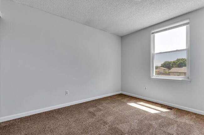 Building Photo - 4803 Dearborn St