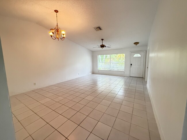 Building Photo - 2731 NW 123rd Ave