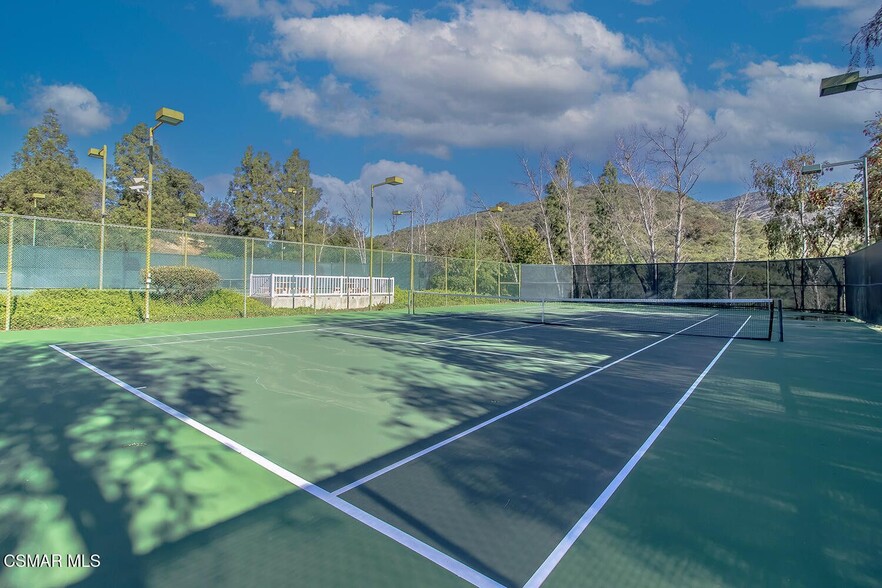 Tennis Court - 5837 Oak Bend Ln