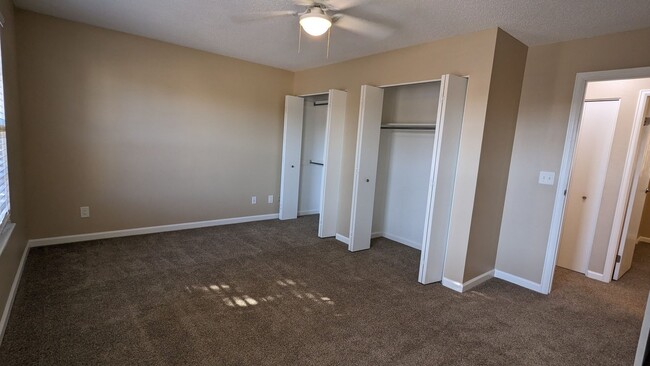 Building Photo - SPACIOUS TWO STORY 3 BED/2.5 BATH WITH FEN...