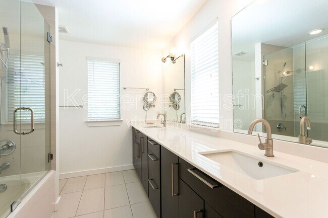 Building Photo - 3607 Marcae Ct