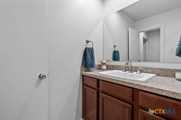 Building Photo - 8406 Lyndon Ln