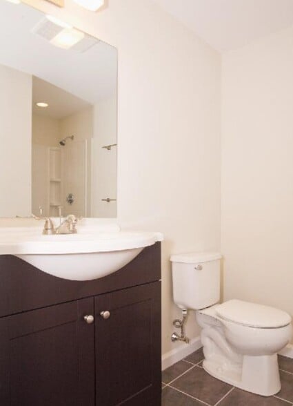 Building Photo - 12 Parker Hill Ave