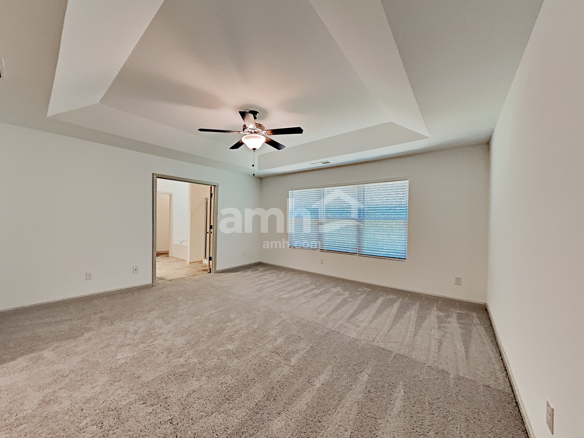 Building Photo - 215 N Fortune Way
