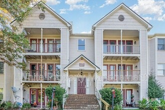 Building Photo - 6165 Meadow Rose Ln