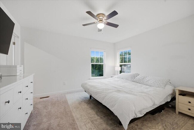 Building Photo - 12260 Haydon Pl