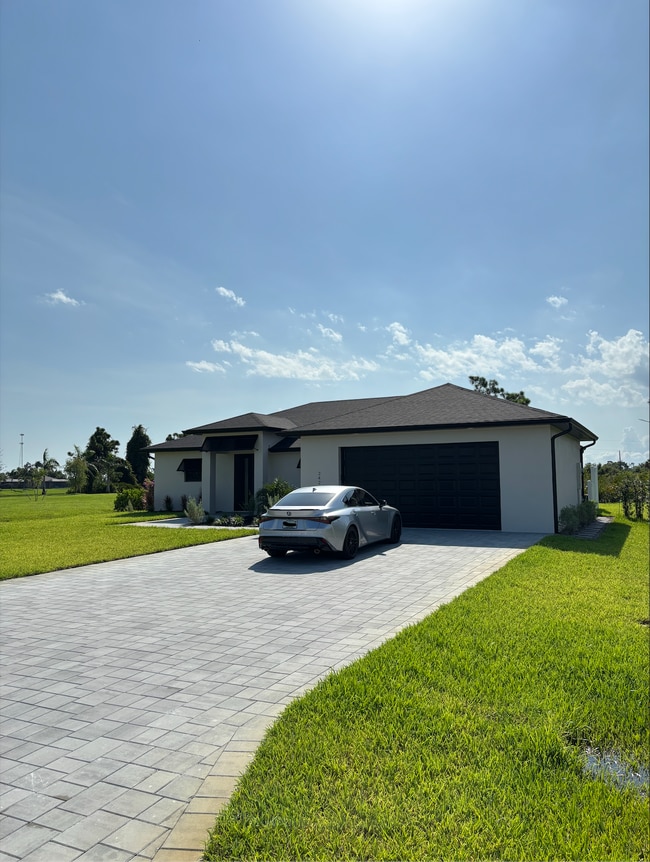 Building Photo - 242 Brig Cir W