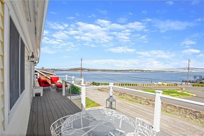 Building Photo - 4 Scofield Pl