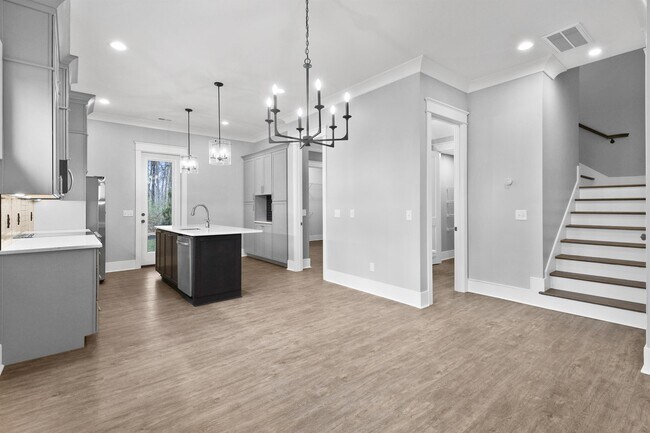 Building Photo - 1713 Double Oak Trl